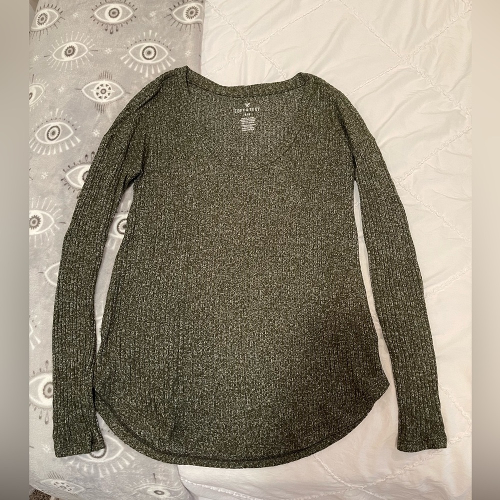 army green american eagle sweater